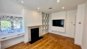 Photo 7- click for photo gallery